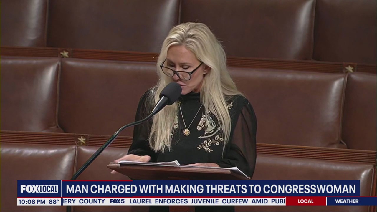 Man charged with making threats to congresswoman