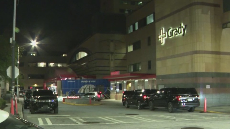 Clayton County deputy injured during crash