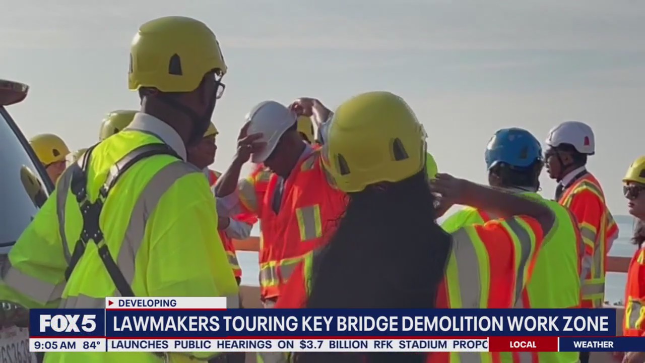 Moore, Van Hollen visit Baltimore Key Bridge demolition zone
