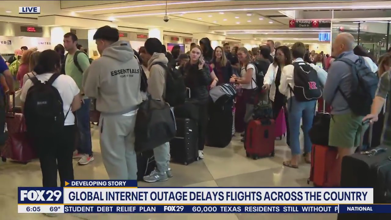 Global tech outage slows travel at Philadelphia International Airport