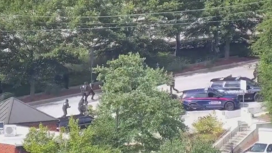 They ran towards the danger
