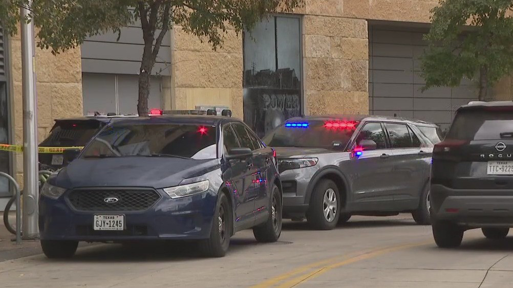 1 arrested, 1 injured in shooting at Austin library