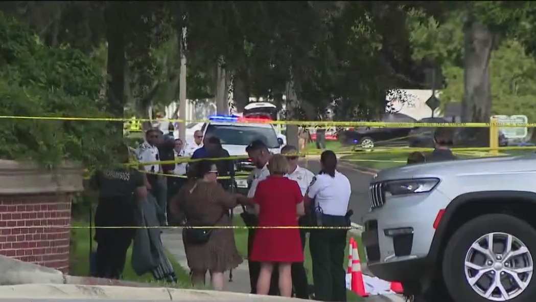 Deputies investigating deadly shooting
