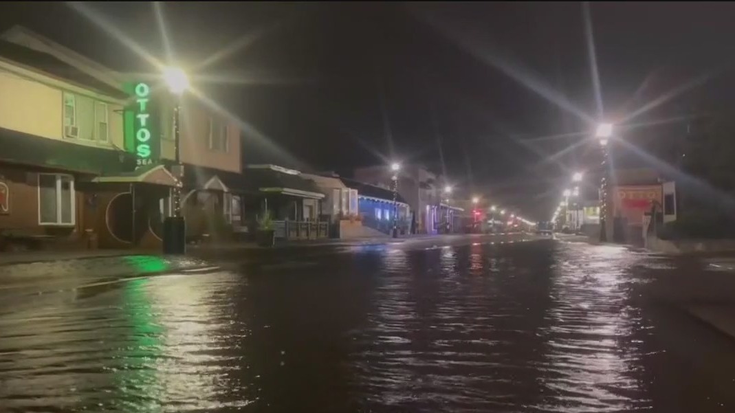Nor'easter slams East Coast with heavy rain, dangerous winds