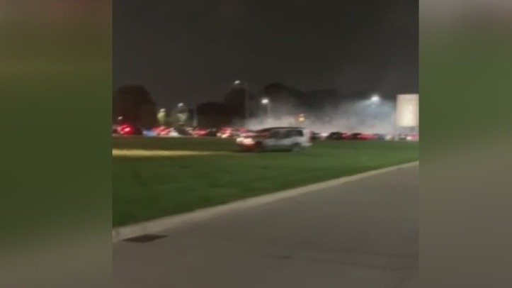 Video: Reckless drivers take over Telegraph on median in Detroit