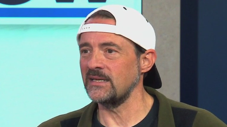 Kevin Smith joins us in Chicago to talk Chronic Con and Tarantino stories
