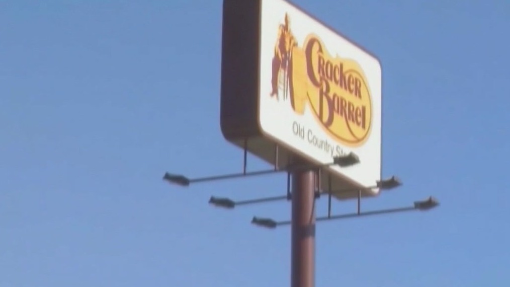 Cracker Barrel announces decor update