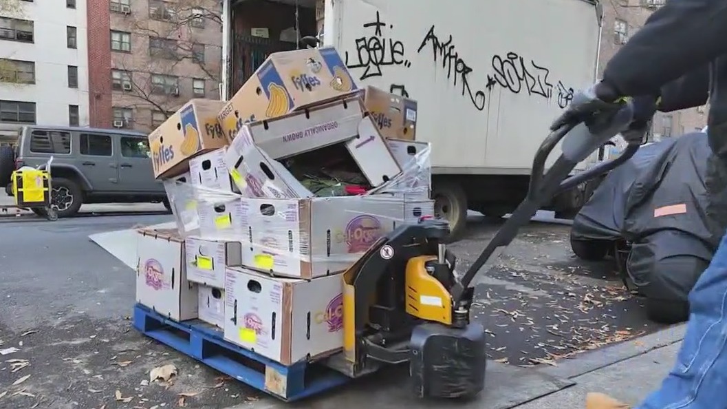 Local pantry brings fresh food to NYC public housing