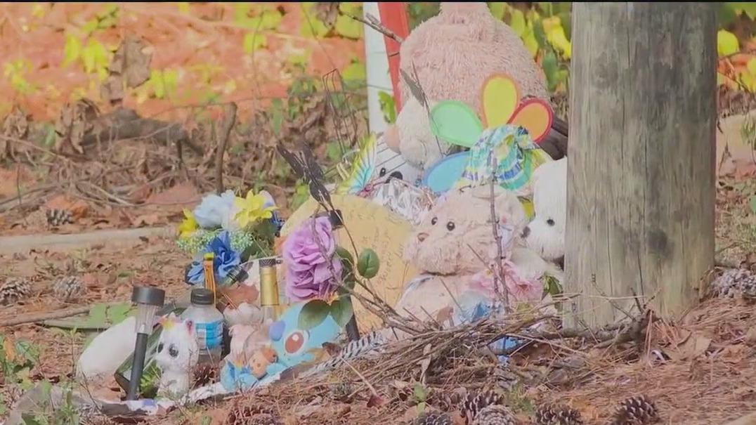 Atlanta bus stop murder remains unsolved