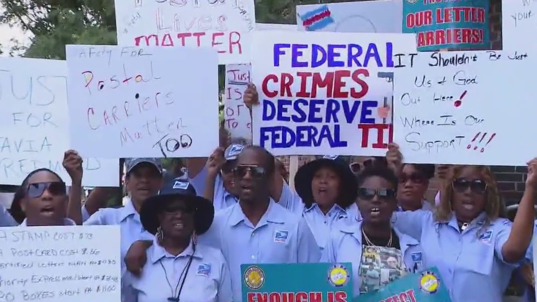 Chicago letter carriers call for more protection after series of attacks