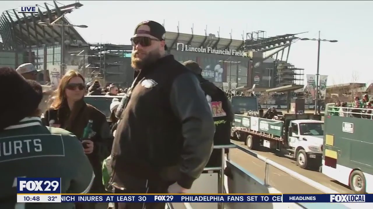 Lane Johnson spotted at Eagles Super Bowl Parade | Live on FOX 29 Philadelphia