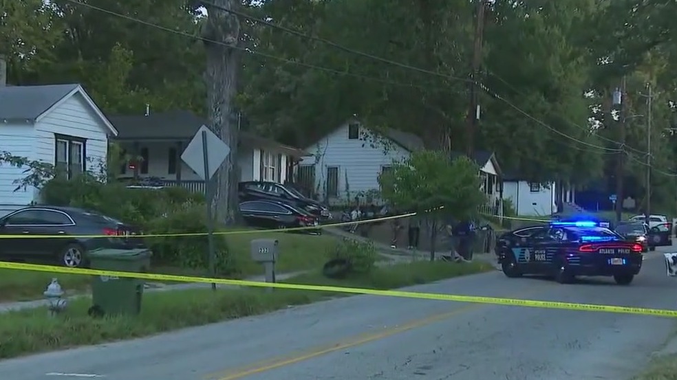 2 injured in shooting off Chappell Road