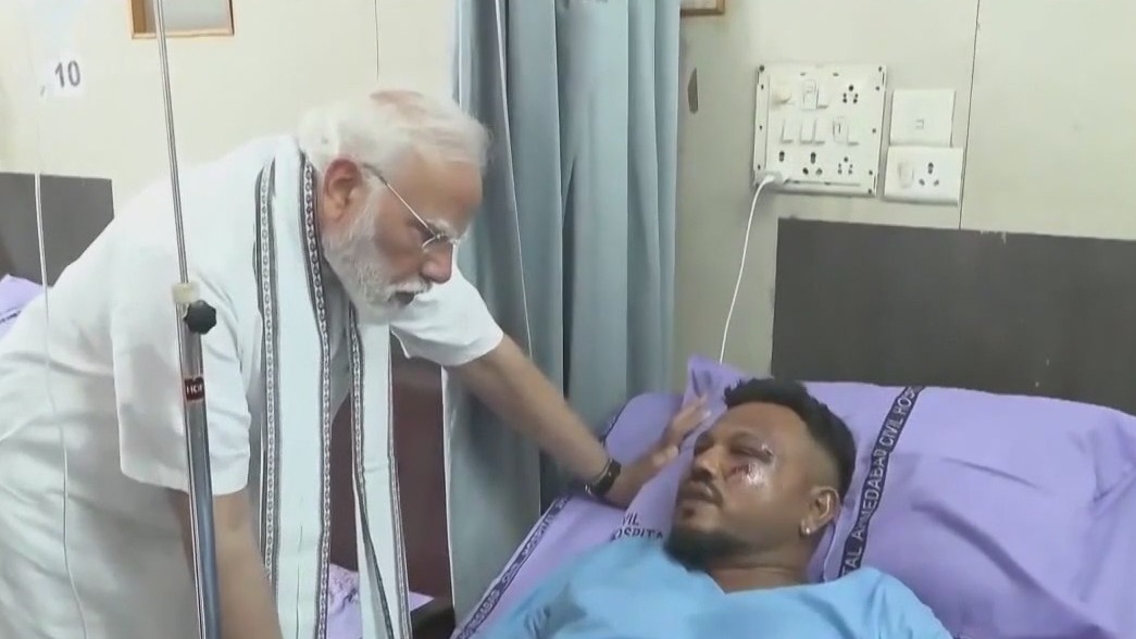 Sole survivor of Air India plane crash details his escape