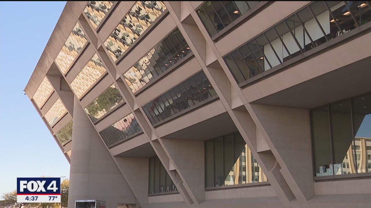 Dallas leaders expected to vote on city hall future