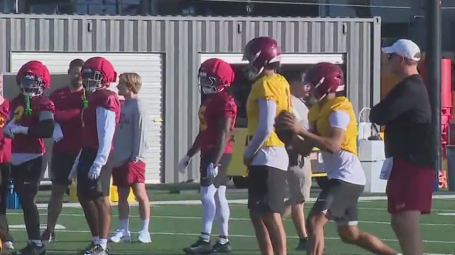 USC Trojans start practice for 2025 season