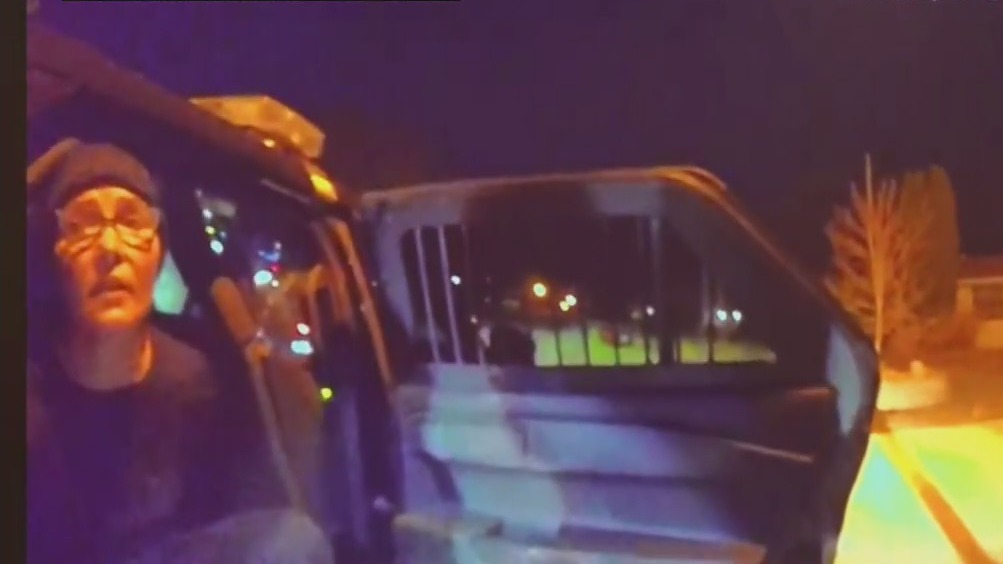 Sen. Nicole Mitchell trial: Responding officer's bodycam [FULL]