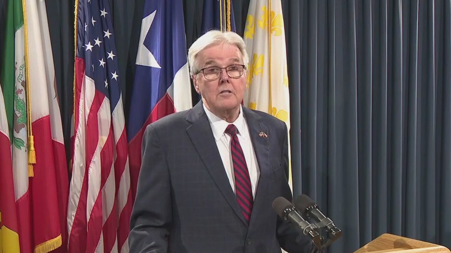 Dan Patrick reacts to veto of SB 3