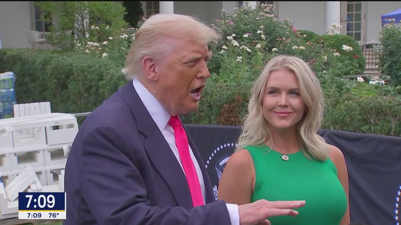 WSJ: Trump drew naked woman in birthday letter to Epstein
