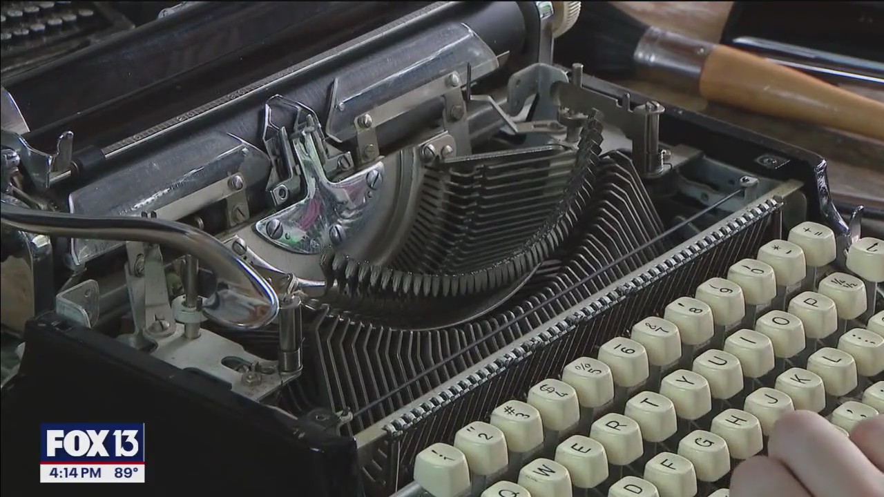 Bay Area man's love for the typewriter