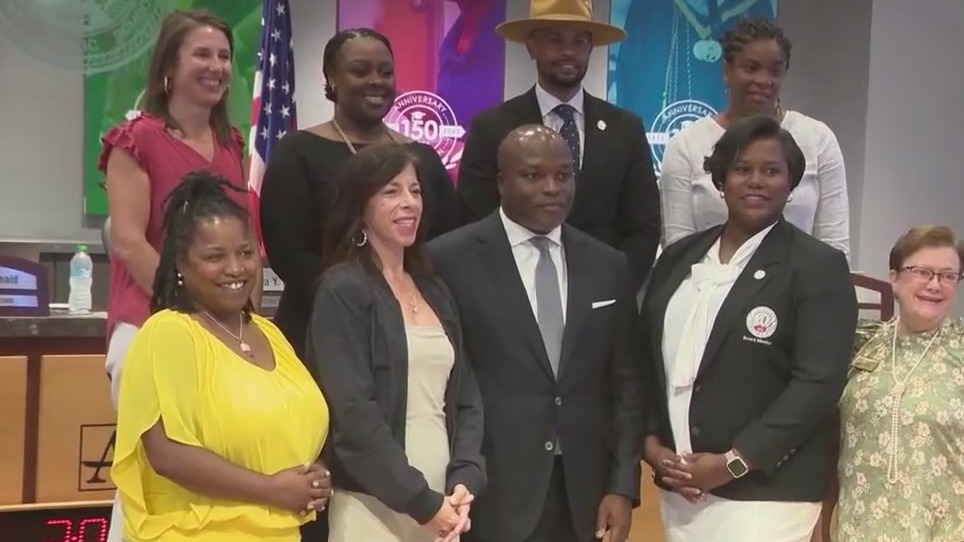Dr. Bryan Johnson approved as next APS superintendent