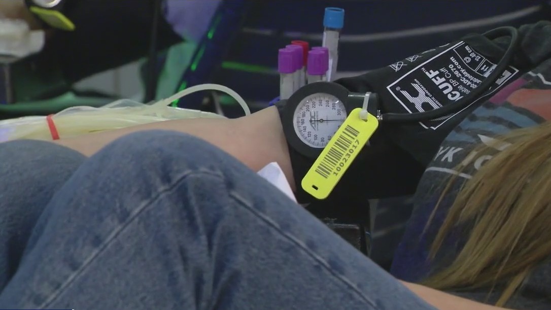 Stuyvestant High School students host blood drive