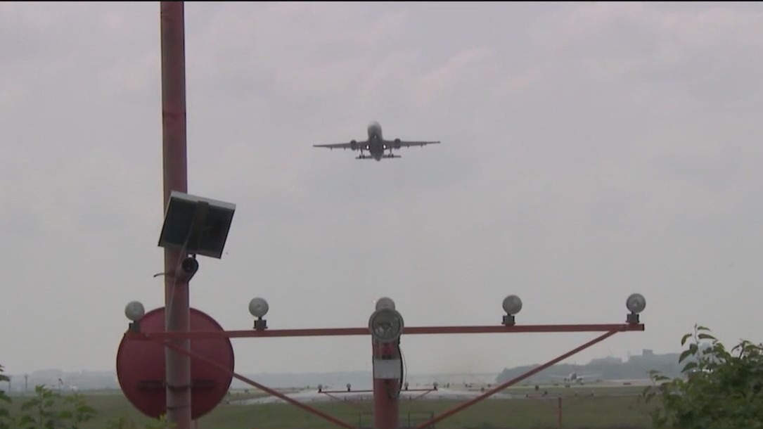 Air travel chaos: FAA to cut flights nationwide amid govt shutdown