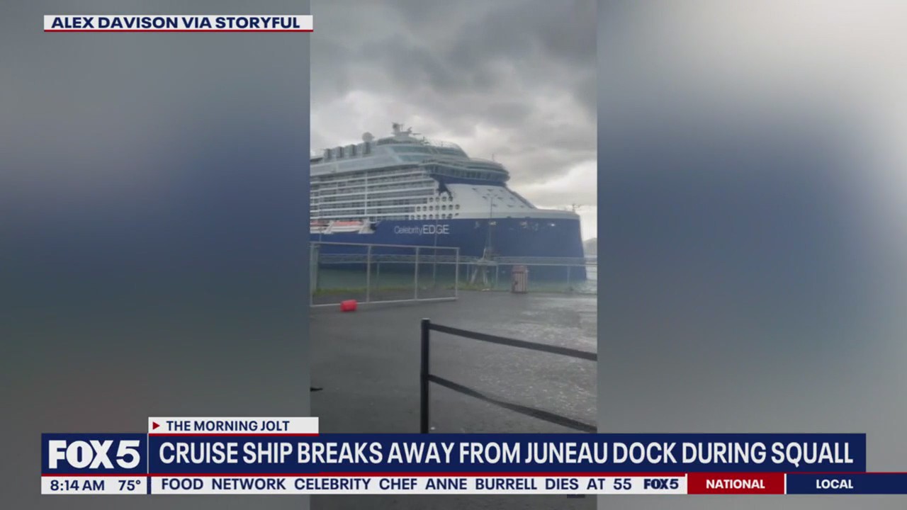 Alaska cruise ship breaks free during sudden storm