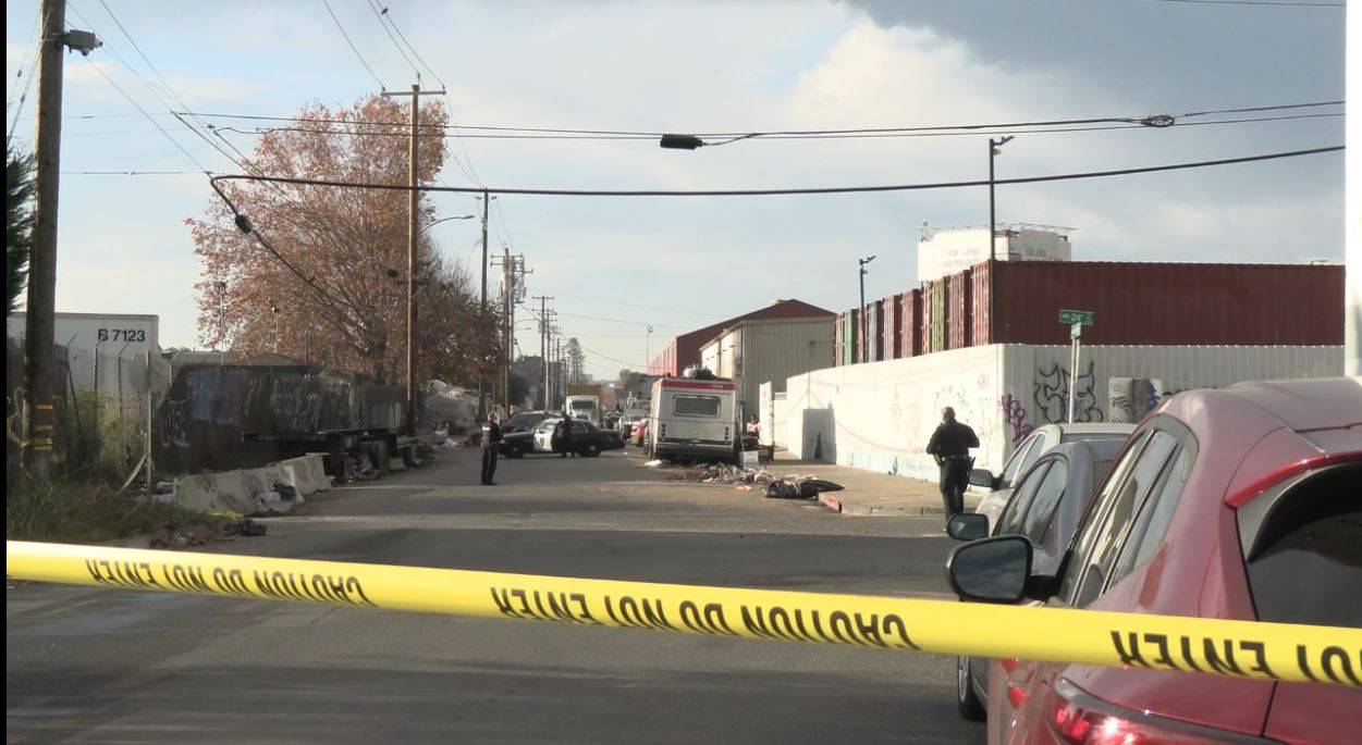 Police investigate possible dead body found in garbage bag in Oakland