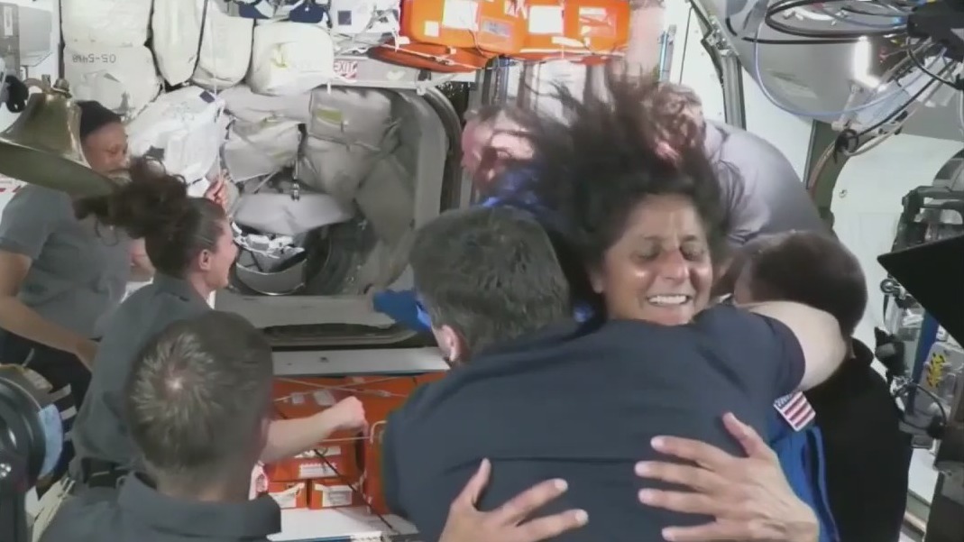 Boeing Starliner capsule strand astronauts in space