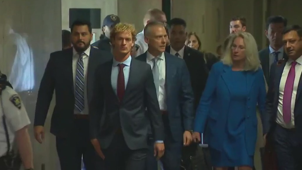 Trial begins in fatal subway chokehold death