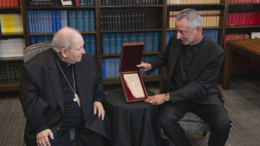 Vatican Unveiled exhibit to bring rare papal artifacts to Mall of America in 2026