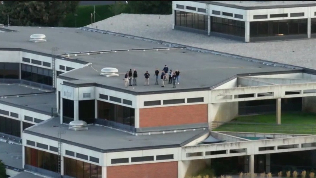 How was Charlie Kirk killed?