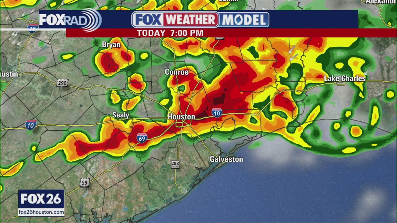 FOX 26 Storm Alert Day, Typhoon Ragasa, pumpkin season, and more | Forecasting With Friends