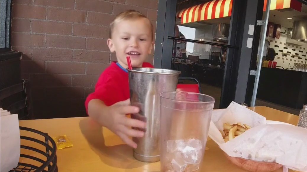 5-year-old gets ‘dream job’ at malt shop