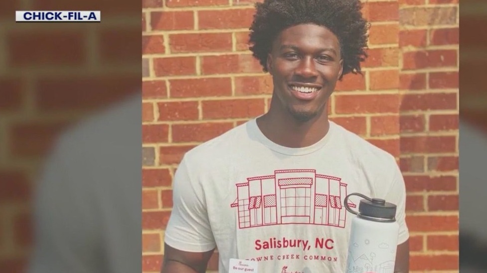 Jalon Walker talks about Chick-fil-A job