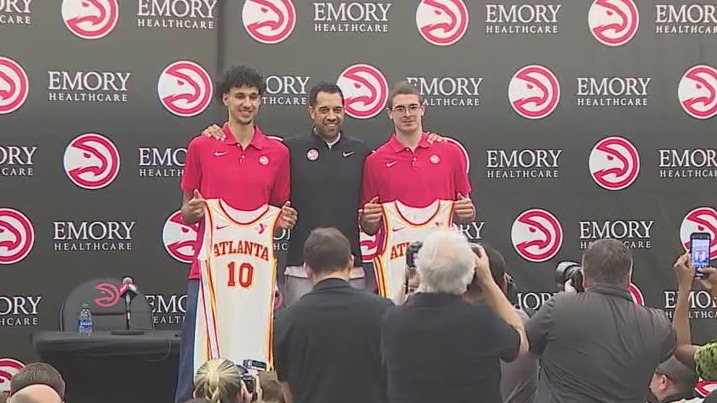 Hawks introduce new draft picks
