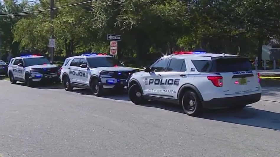 Tampa police officer shot Wednesday morning
