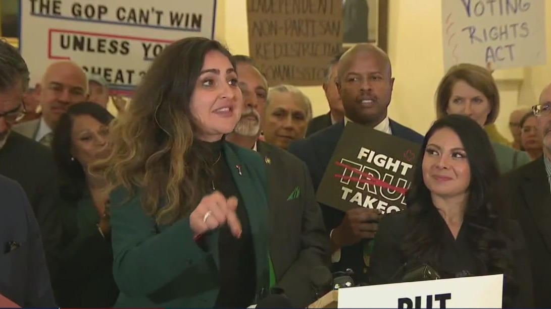 Texas House votes to approve Republican redistricting maps