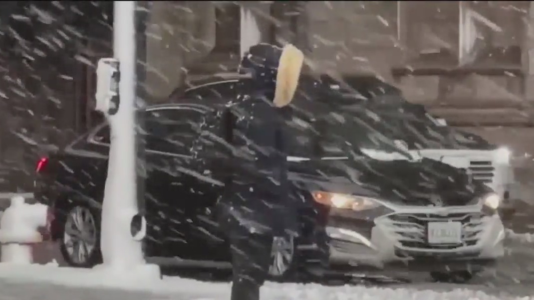 Should Chicagoans expect an early winter this year?