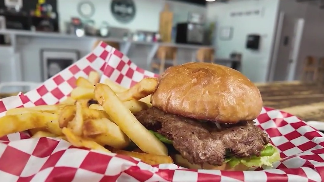 Che Butter Jonez opens in new location