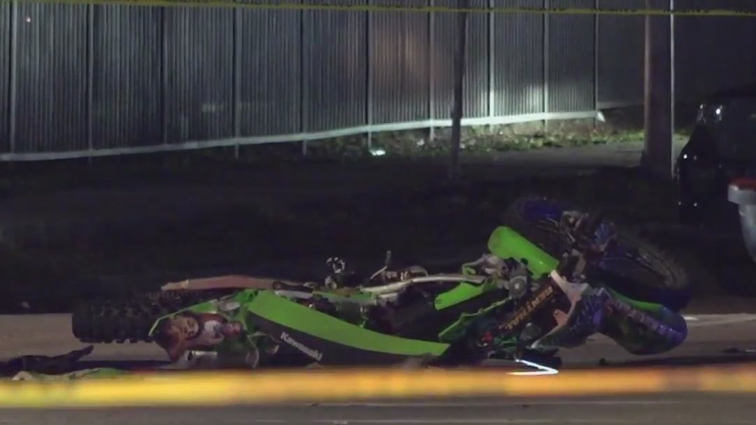 Dirt bike rider dies in north Houston crash