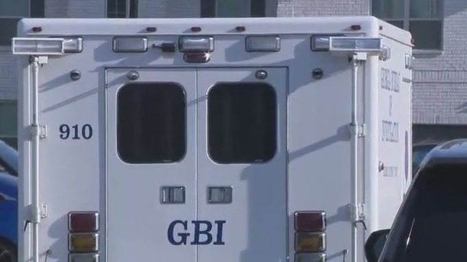 Woman's body found in burning room in Henry County