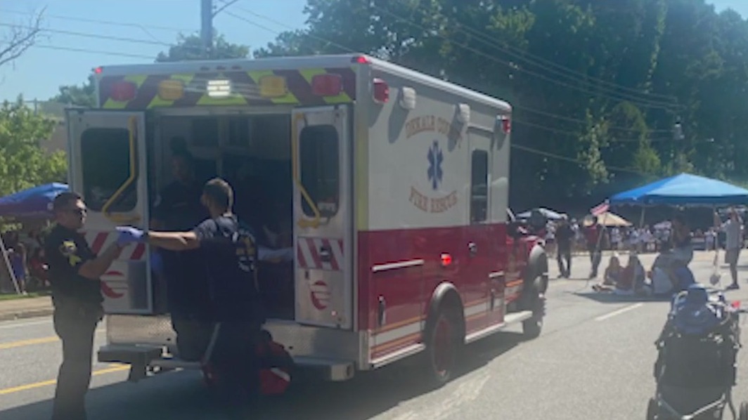 Multiple injuries during 4th of July parade crash
