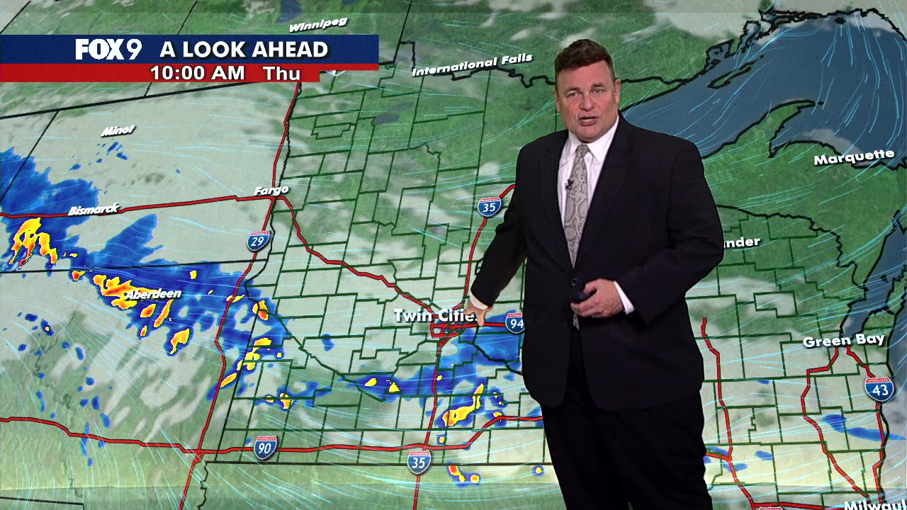 MN weather: Air quality alert and showers