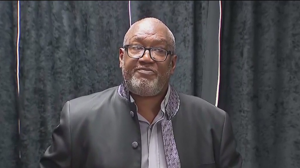 West Side community leaders call for accountability after 4 teens hurt in shooting