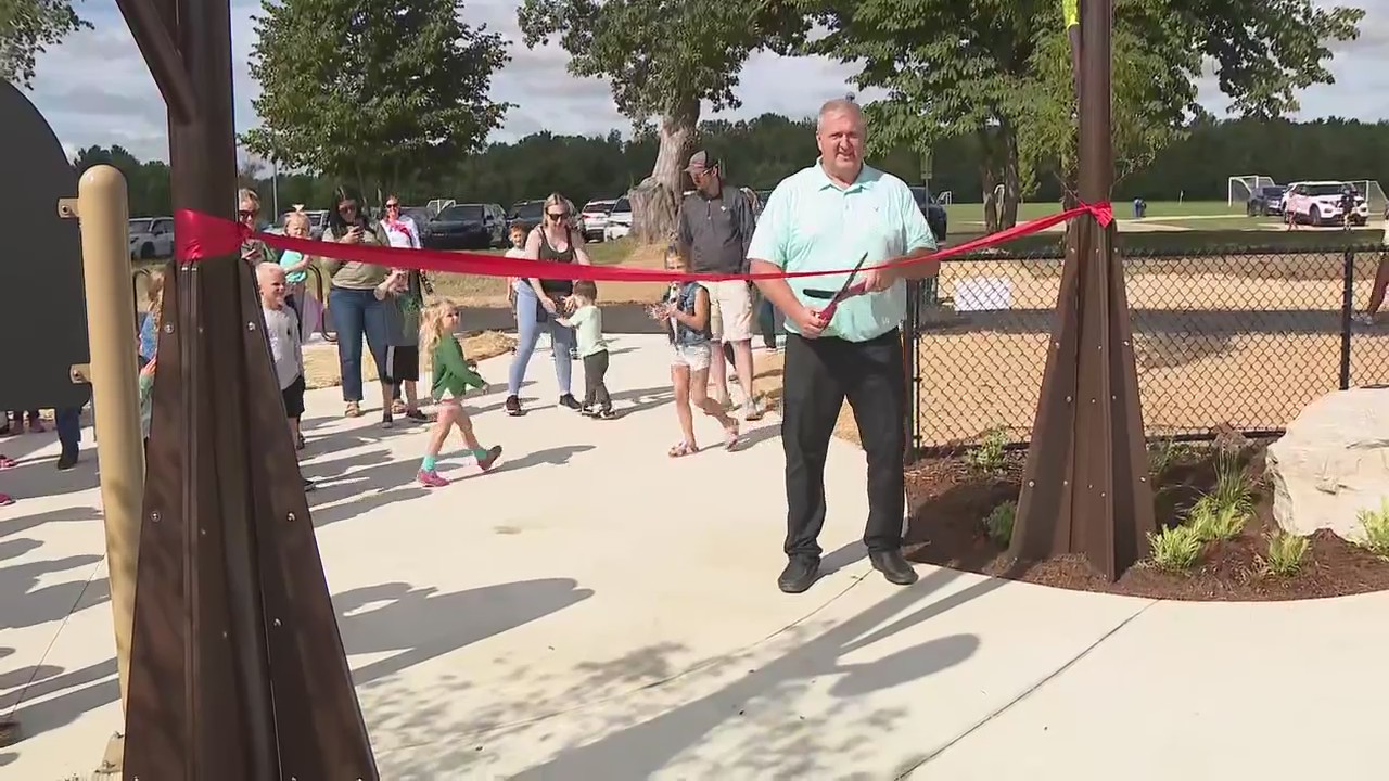 Pewaukee playground ribbon cutting