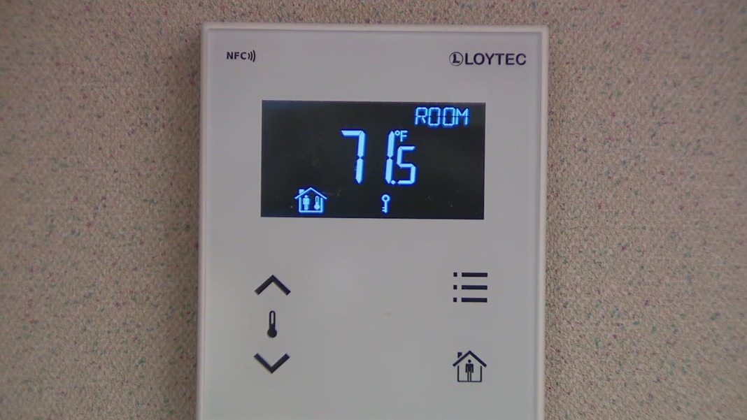 Air conditioning units work in overdrive in heat