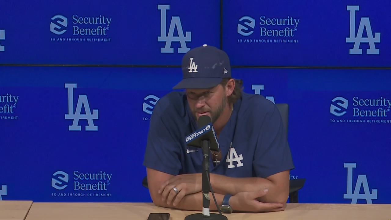 Clayton Kershaw tearfully announces plans to retire
