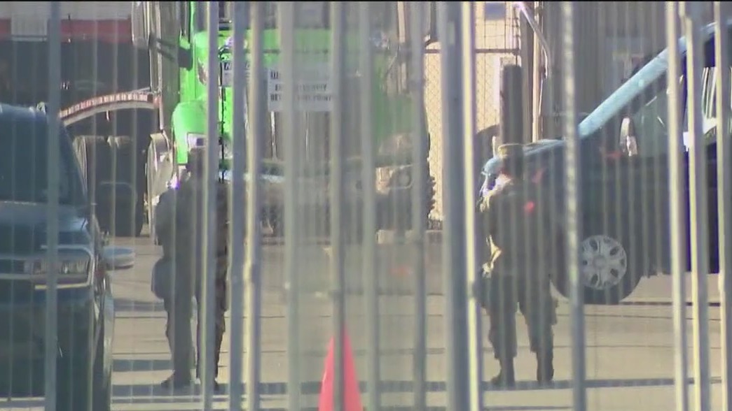 Judge orders Broadview ICE processing center fence be removed