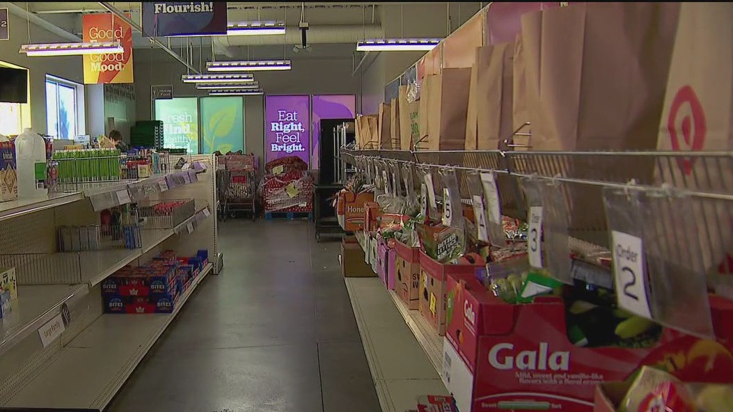 SNAP benefits ending: Call to support food shelves